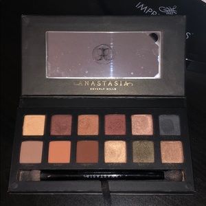 Anastasia Beverly Hills eyeshadow